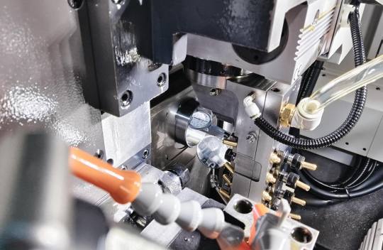 TSUGAMI SS207: A CNC Machine for High-Precision Complex Parts Manufacturing